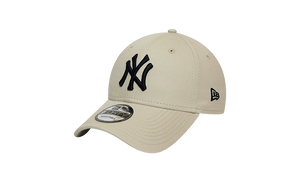 League Essential 9FORTY Cap New York Yankees Beige