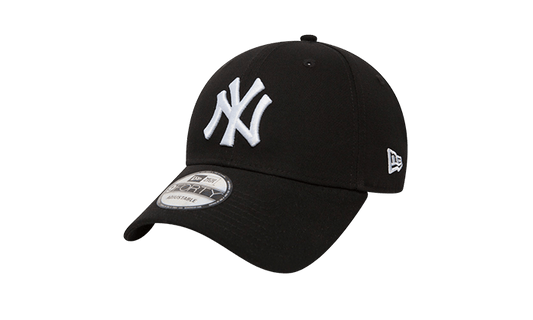 League Essential 9FORTY Cap New York Yankees Black