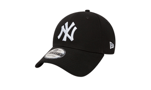 League Essential 9FORTY Cap New York Yankees Black (8872694284615)