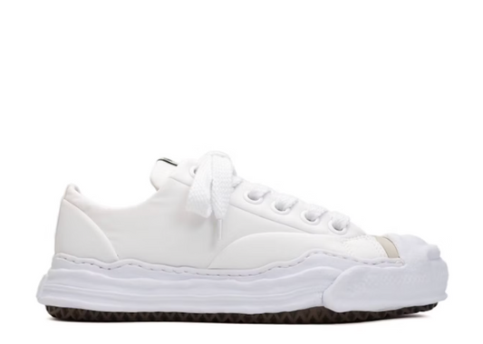 Maison Mihara Yasuhiro Hank OG Sole Nylon Puffer Low White (9864862368071)