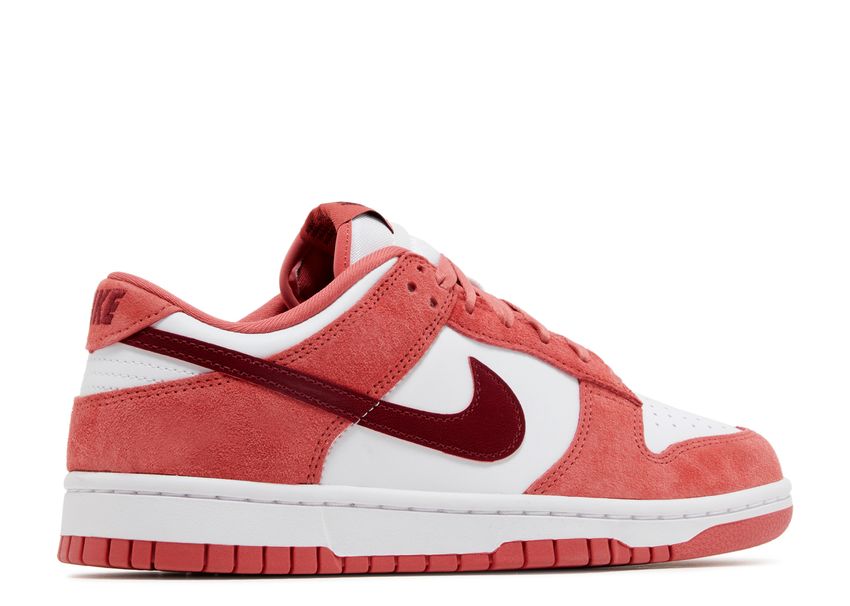 Nike Dunk Low Valentine's Day (9865481257287)