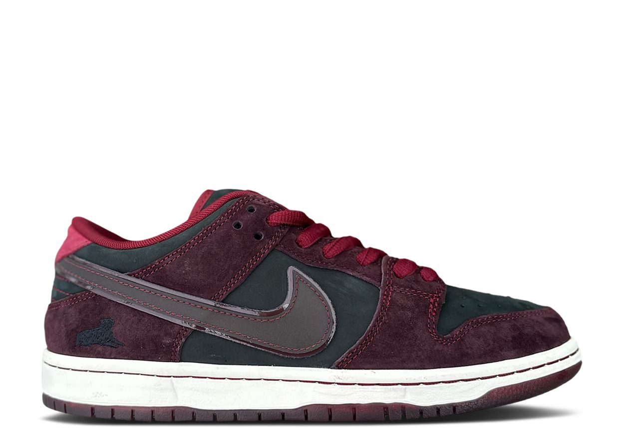 Nike SB Dunk Low Riot Skateshop (10004607205703)