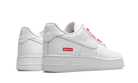 Nike Air Force 1 Low White Supreme