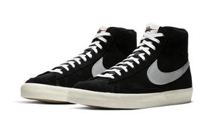 Blazer Mid '77 Black Pure Platinum (6771108184391)