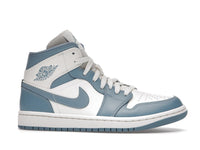 Air Jordan 1 Mid UNC 2022