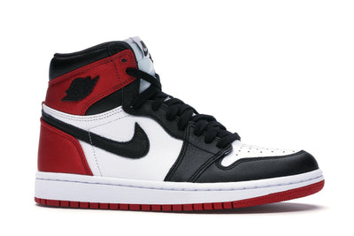 Air Jordan 1 Retro High Satin Black Toe