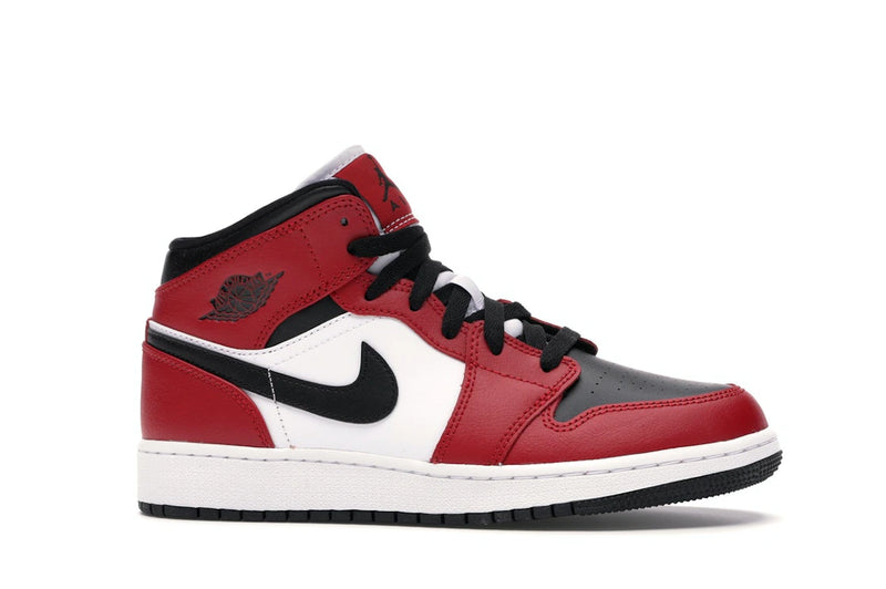 Air Jordan 1 Mid Chicago Black Toe