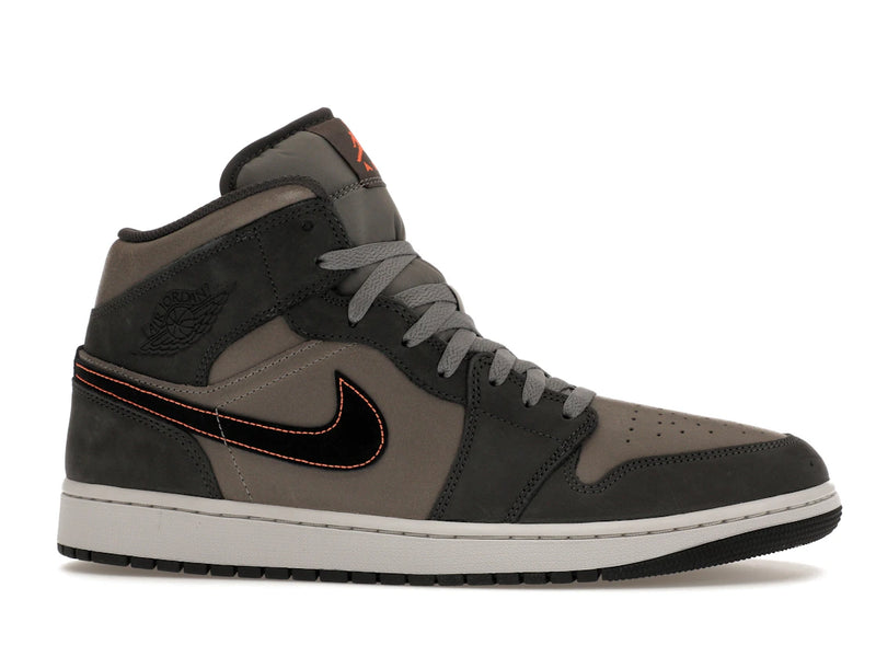 Air Jordan 1 Mid SE Night Stadium