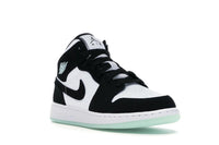 Air Jordan 1 Mid White Black Teal Tint