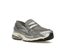 New Balance 1906L Metallic Silver