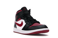 Air Jordan 1 Mid Bred Toe