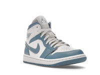 Air Jordan 1 Mid UNC 2022