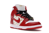 Nike Dunk High Pro SB Supreme Red Stars