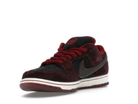 Nike SB Dunk Low Riot Skateshop