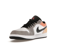 Air Jordan 1 Low SE Flight Club