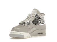 Air Jordan 4 Retro Frozen Moments