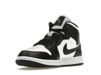 Air Jordan 1 Mid Panda