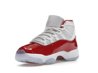 Air Jordan 11 Retro Cherry 2022