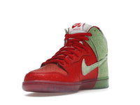 Nike SB Dunk High Strawberry Cough