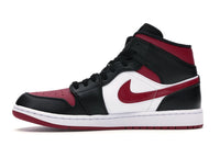 Air Jordan 1 Mid Bred Toe
