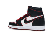 Air Jordan 1 Retro High Bloodline