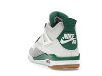 Air Jordan 4 Retro SB Pine Green