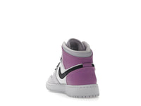 Air Jordan 1 Mid Barely Grape