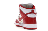 Nike Dunk High Pro SB Supreme Red Stars