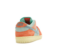 Nike SB Dunk Low Orange Emerald Rise
