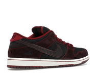 Nike SB Dunk Low Riot Skateshop