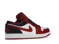 Air Jordan 1 Low Bulls