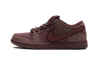 Nike SB Dunk Low City Of Love Burgundy Crush